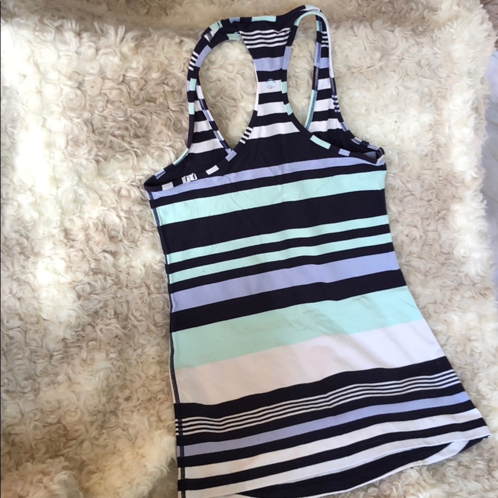 Lululemon tank